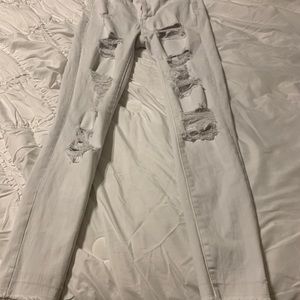 American Eagle. White ripped jeans